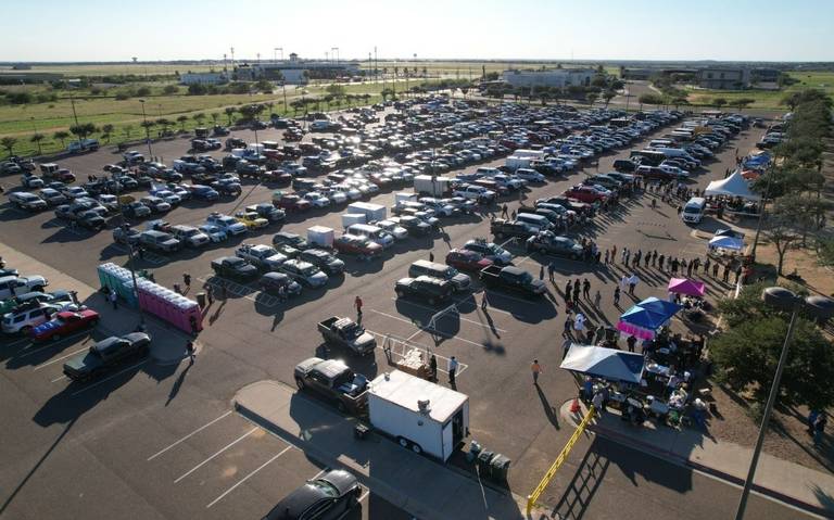 Caravana de paisanos circula por